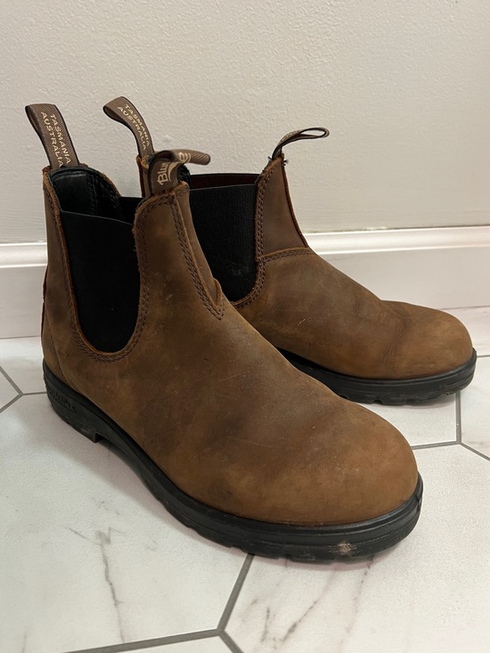 Blundstone Shoes - Blundstone 1609 Antique Brown Chelsea Boot Size 8 Women's